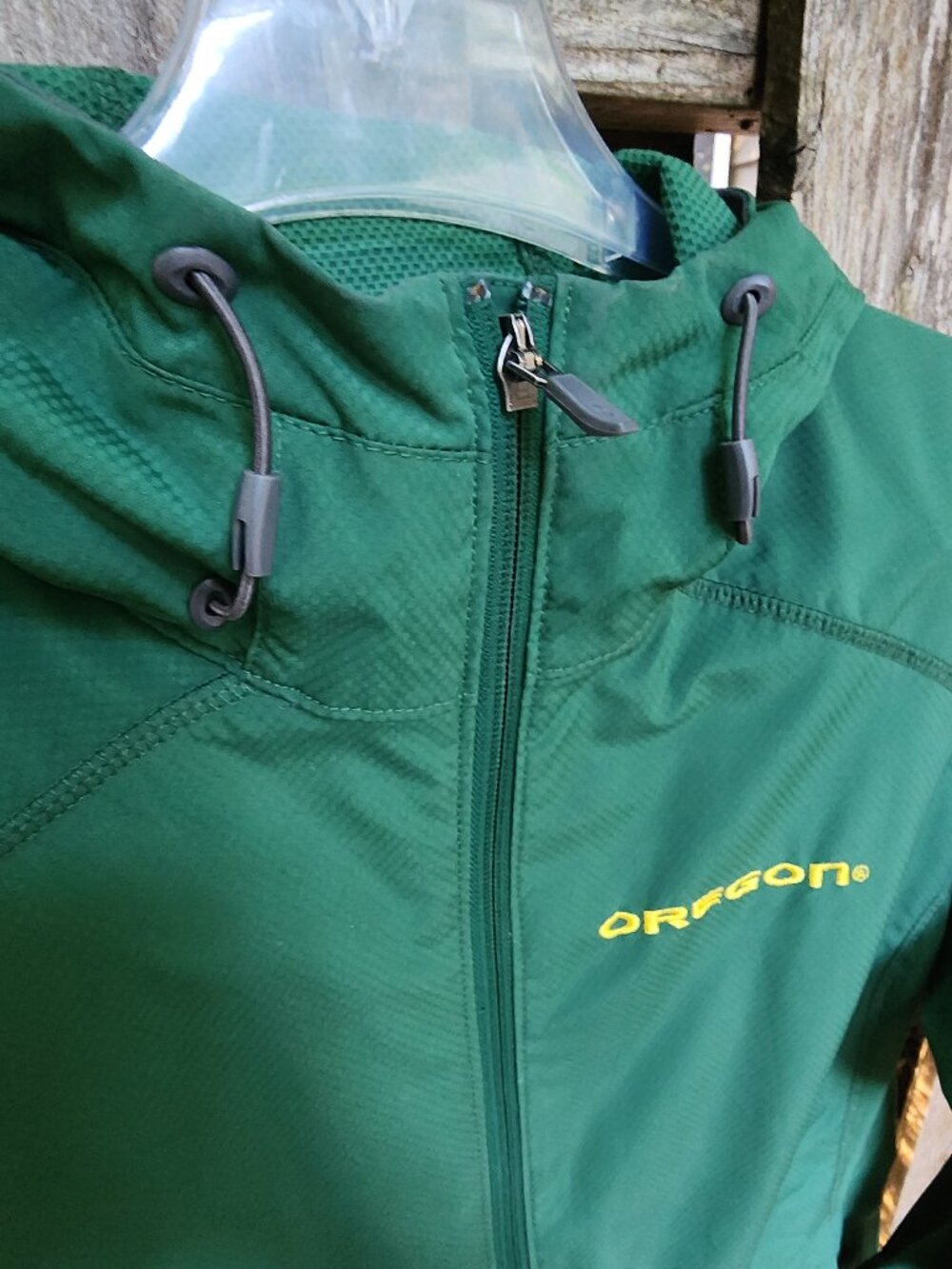 GUC Columbia XL Women's Oregon Ducks Zip up jacket💛💚 GO DUCKS 💚💛